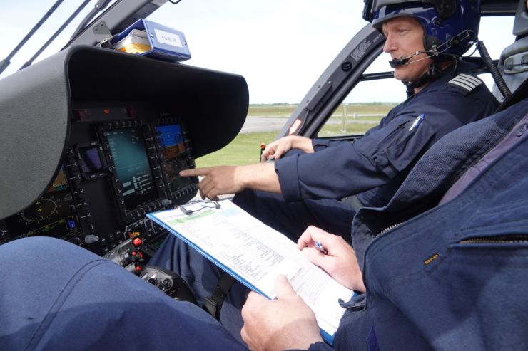 Helicopter flying instructor jobs